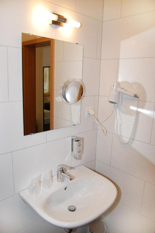 Hotel Rheinischer Hof Erkrath Zewnętrze zdjęcie